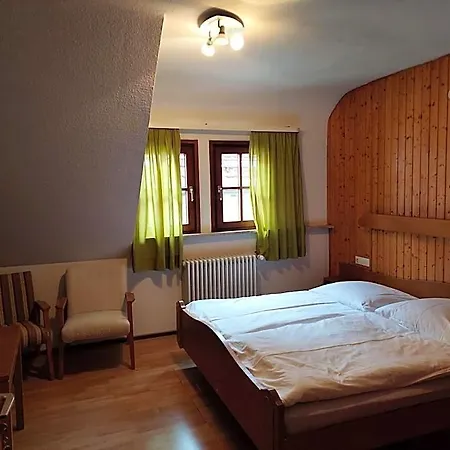 Hotel Zur Krone *